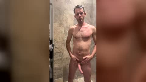 Snapshot of tallpaul_12345 chatting on January 15, 6:55 pm Tall Paul online show from January 15, 6:55 pm