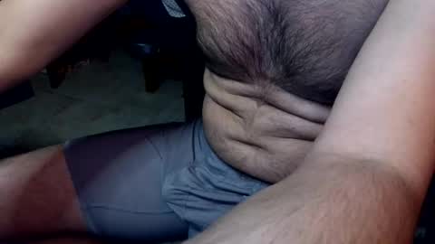 Snapshot of talltannhandsome chatting on April 17, 11:46 am talltannhandsome online show from April 17, 11:46 am