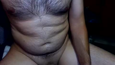Snapshot of talltannhandsome chatting on June 18, 11:42 pm talltannhandsome online show from June 18, 11:42 pm