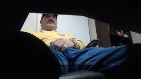 Snapshot of talltexxxan chatting on November 4, 12:10 am talltexxxan online show from November 4, 12:10 am