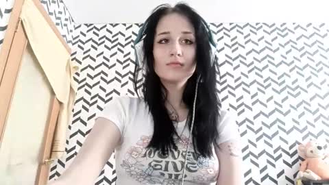 Snapshot of tamamanchester chatting on March 31, 2:35 am Margo online show from March 31, 2:35 am