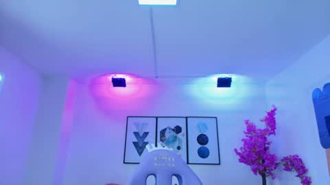 Snapshot of tamara_slimx chatting on June 16, 3:31 am Tamara online show from June 16, 3:31 am