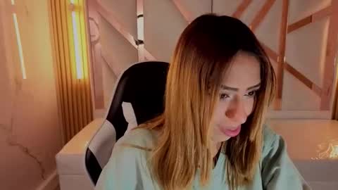 Snapshot of tamara_tp chatting on February 4, 12:55 pm Tamara online show from February 4, 12:55 pm