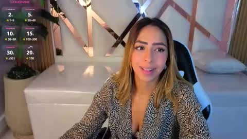 Snapshot of tamara_tp chatting on February 24, 8:51 pm Tamara online show from February 24, 8:51 pm