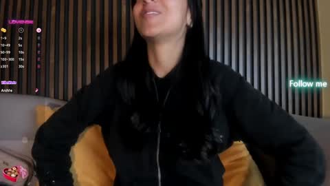 Snapshot of tamaraakins chatting on February 10, 12:39 pm Tamy online show from February 10, 12:39 pm