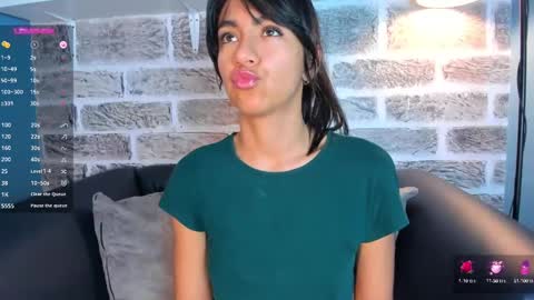 Snapshot of tamaraakins chatting on March 2, 3:59 pm Tamy online show from March 2, 3:59 pm