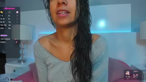 Snapshot of tamaraakins chatting on March 3, 12:16 pm Tamy online show from March 3, 12:16 pm