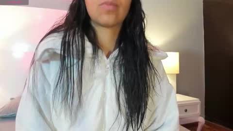 Snapshot of tamaraakins chatting on November 16, 12:55 pm Tamy online show from November 16, 12:55 pm