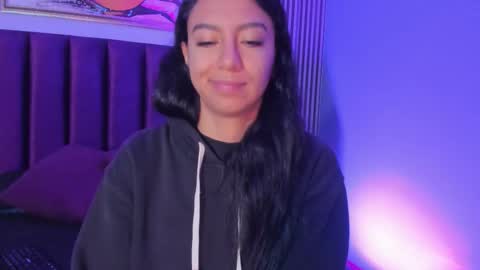 Snapshot of tamaraakins chatting on November 22, 1:43 pm Tamy online show from November 22, 1:43 pm