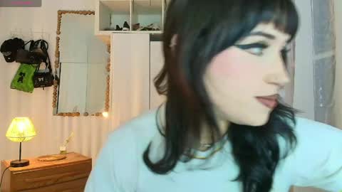 Cami 3 online show from May 7, 12:10 pm