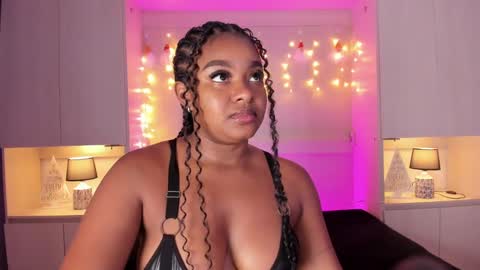 Tami online show from December 29, 3:57 pm