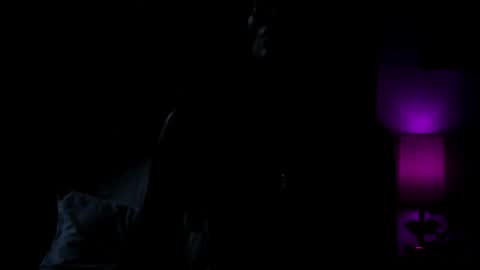 Snapshot of tami_04 chatting on December 2, 10:38 pm Im Tami online show from December 2, 10:38 pm