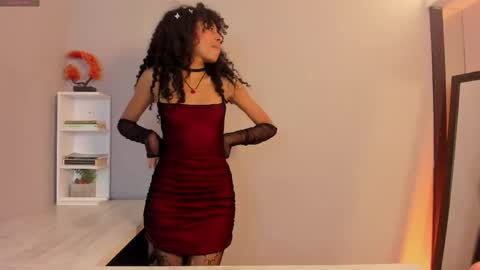 Snapshot of tamia_25 chatting on June 3, 2:33 pm TAMI online show from June 3, 2:33 pm