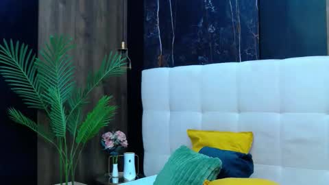 Tamia online show from October 4, 7:56 pm