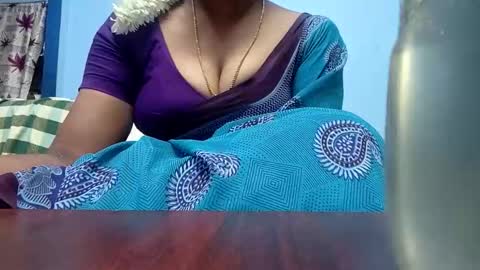 Snapshot of tamilmadhi520 chatting on May 21, 6:42 am tamilmadhi520 online show from May 21, 6:42 am