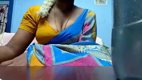 Snapshot of tamilmadhi520 chatting on June 8, 5:08 am tamilmadhi520 online show from June 8, 5:08 am