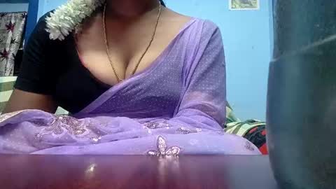 Snapshot of tamilmadhi520 chatting on June 13, 6:44 am tamilmadhi520 online show from June 13, 6:44 am