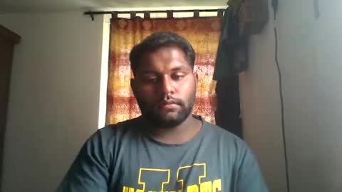 Snapshot of tamilpaiyan09 chatting on December 27, 2:58 am tamilpaiyan09 online show from December 27, 2:58 am