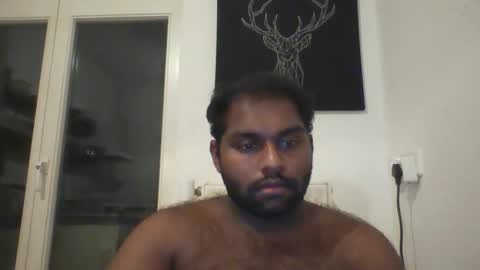 Snapshot of tamilpaiyan09 chatting on January 14, 10:58 pm tamilpaiyan09 online show from January 14, 10:58 pm