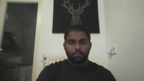 Snapshot of tamilpaiyan09 chatting on May 15, 8:38 pm tamilpaiyan09 online show from May 15, 8:38 pm