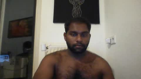 Snapshot of tamilpaiyan09 chatting on July 28, 9:47 pm tamilpaiyan09 online show from July 28, 9:47 pm