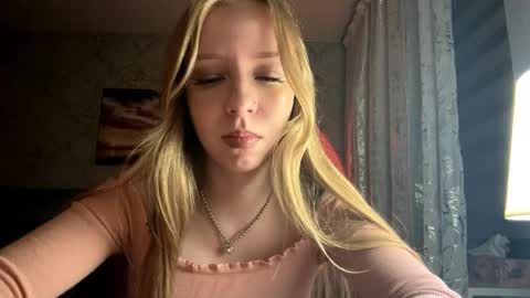 Snapshot of tammiglembocki chatting on May 24, 5:18 pm Jenny online show from May 24, 5:18 pm
