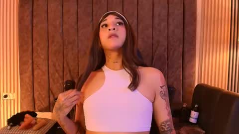 Snapshot of tammy_sweett1 chatting on July 6, 1:19 pm tammy_sweett1 online show from July 6, 1:19 pm