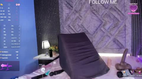 Snapshot of tammybrown1 chatting on June 5, 6:52 am T A M M Y online show from June 5, 6:52 am