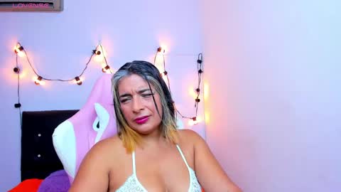 Tammy Lynn online show from January 14, 5:45 pm