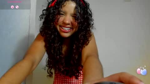 Snapshot of tamy996202 chatting on May 4, 4:19 am tamy online show from May 4, 4:19 am