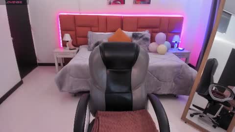 Tamy  online show from June 23, 9:35 pm