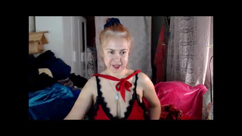 Milena online show from December 10, 2:06 pm