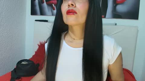 tania online show from February 14, 5:32 pm