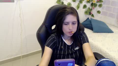 Tania  online show from February 1, 3:18 pm