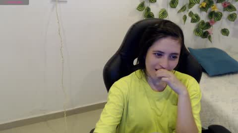 Tania  online show from February 5, 5:20 pm