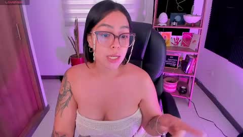 Tania Velvet online show from April 22, 4:52 pm