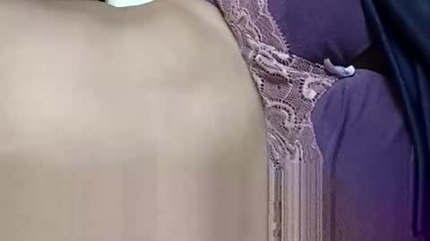 taniya_roy4628 online show from March 13, 3:07 pm