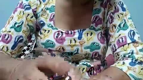 taniya_roy4628 online show from May 2, 3:28 pm