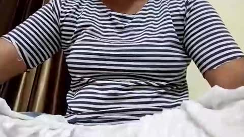 taniya_roy4628 online show from May 3, 3:51 pm