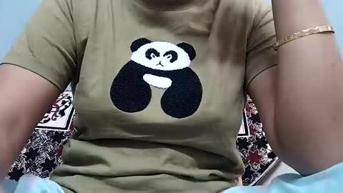 taniya_roy4628 online show from May 7, 11:04 am