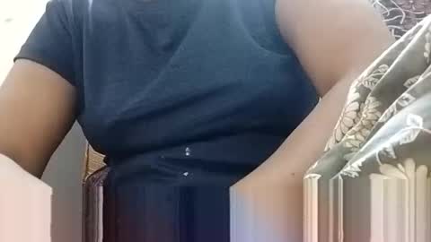 taniya_roy4628 online show from May 25, 3:01 am
