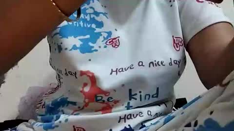 taniya_roy4628 online show from May 30, 8:00 am