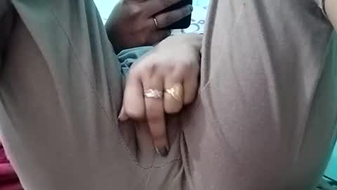 taniya_roy4628 online show from June 9, 9:32 am