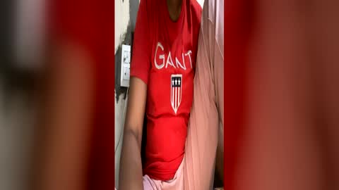 taniya_roy4628 online show from June 24, 3:16 am