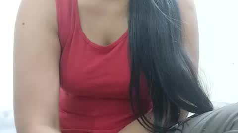 taniya_roy4628 online show from June 26, 3:22 am