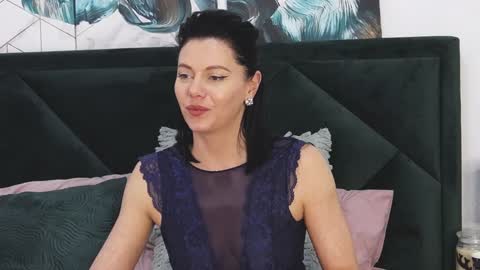 Snapshot of taniyagrey chatting on January 28, 11:49 am tanyaGrey online show from January 28, 11:49 am