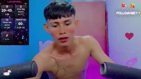 Snapshot of tanjiro_cute chatting on June 9, 2:34 am Andres online show from June 9, 2:34 am