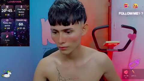 Snapshot of tanjiro_cute chatting on June 11, 5:27 am Andres online show from June 11, 5:27 am