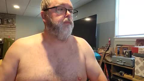 Snapshot of tank106 chatting on May 16, 6:17 pm tank106 online show from May 16, 6:17 pm
