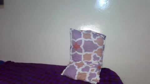 tania online show from December 12, 9:58 pm